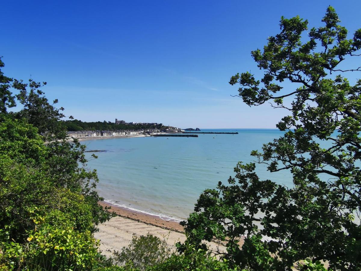 L'Ancre Marine Apartment Cancale Exterior photo